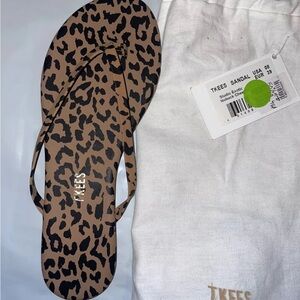 TKEES Cheetah Nubuck Flip Flop Sandals Size 8